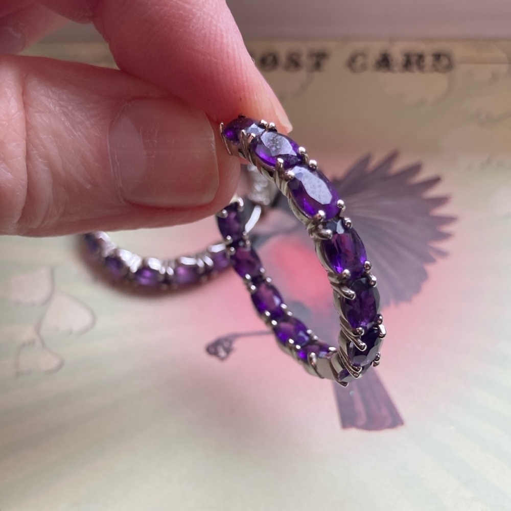 Amethyst post hoop earrings, so chic and beautiful!! Perfect for Spring 🌸🌸🩷